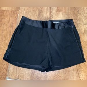 Black express shorts size 10! Has detail on sides